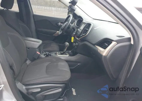 2017 Jeep Cherokee Latitude 4X4 z USA, uszkodzony, nr VIN 1C4PJMCB2HW606411